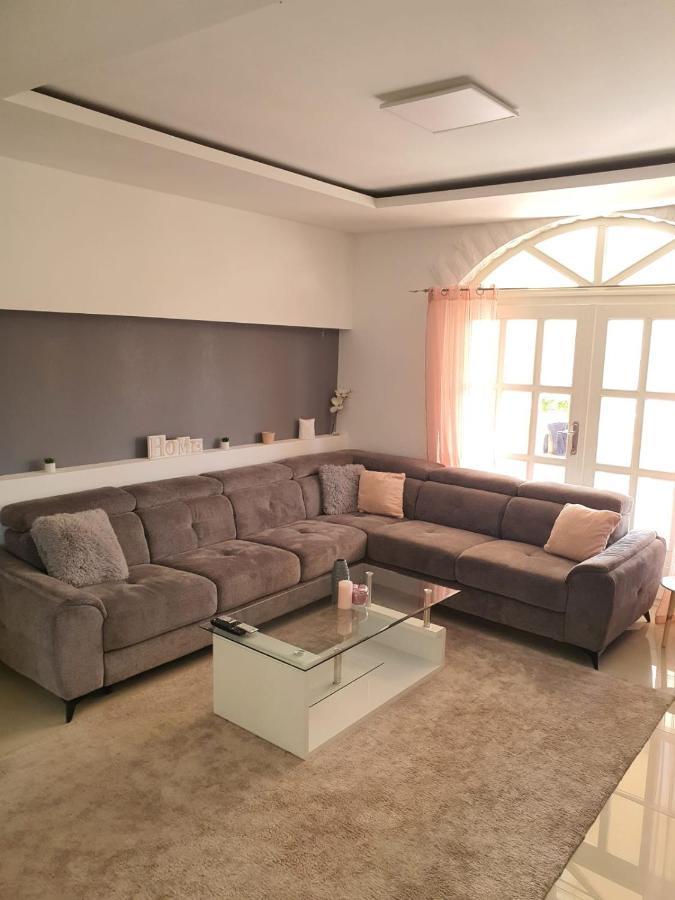 Apartment Fabijana Biograd Na Moru Ruang foto